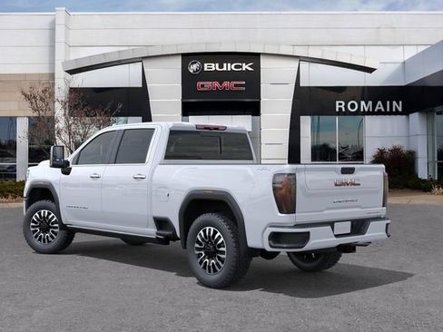 New 2026 GMC Sierra 2500 Denali Ultimate AWD/4WD image 3
