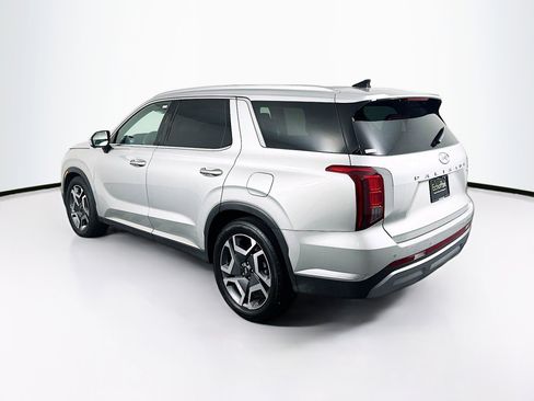 Used 2024 Hyundai Palisade Limited image 5