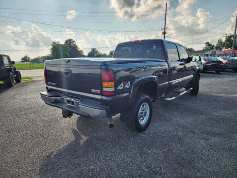 Used 2004 GMC Sierra 2500 SLE w/ Snow Plow Prep Package AWD/4WD image 2
