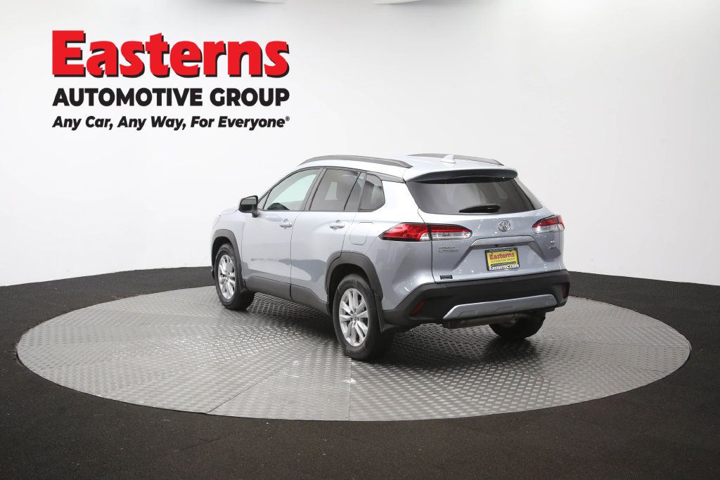 Used 2022 Toyota Corolla Cross LE AWD/4WD image 63