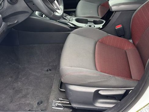 Used 2025 Toyota Corolla SE FWD image 26