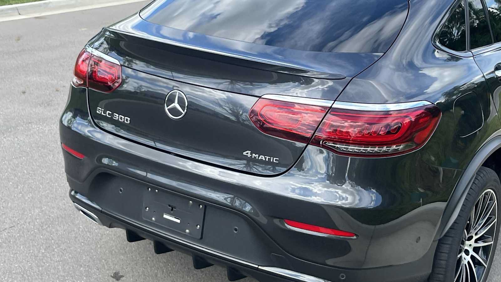 Certified 2023 Mercedes-Benz GLC 300 4MATIC Coupe image 18