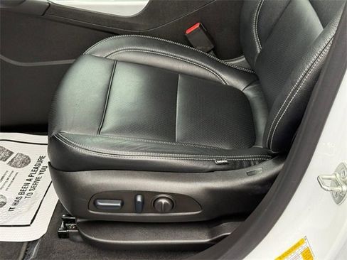 Used 2024 Chevrolet Blazer LT w/ Driver Confidence Package image 16