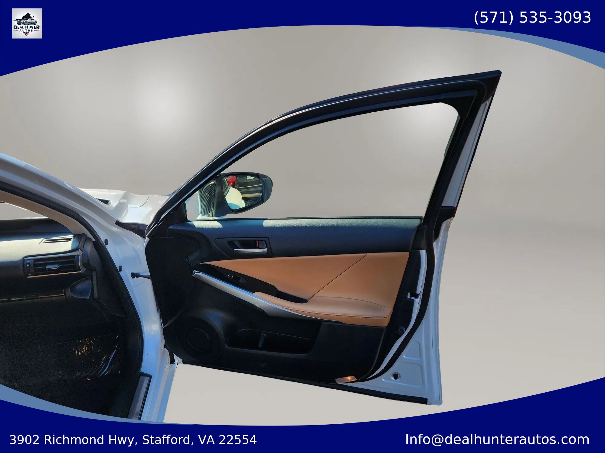 Used 2018 Lexus IS 300 AWD w/ Comfort Package image 13