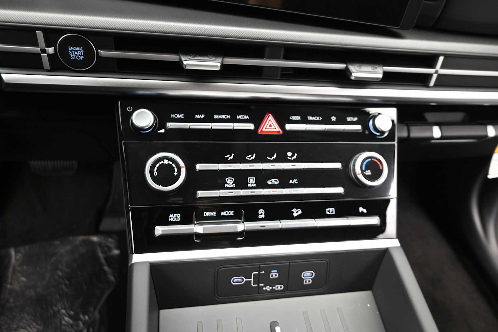 New 2027 Hyundai Santa Fe SE FWD image 23