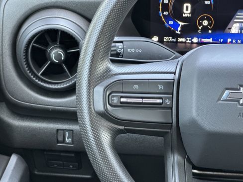 Certified 2025 Chevrolet Colorado Trail Boss AWD/4WD image 20