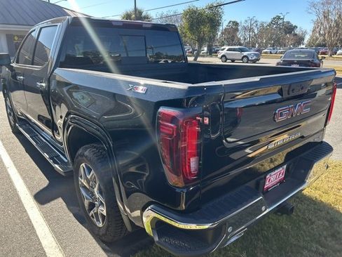 Used 2025 GMC Sierra 1500 SLT w/ SLT Premium Plus Package image 6