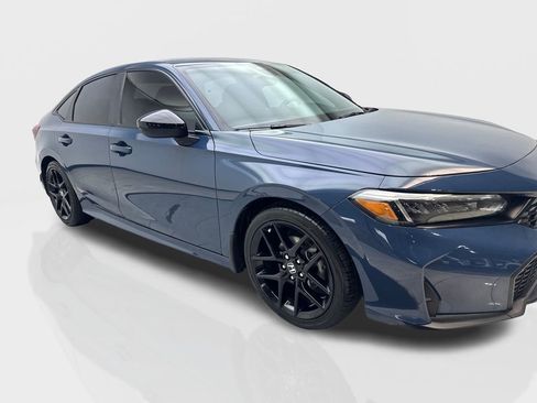 Used 2025 Honda Civic Sport image 12