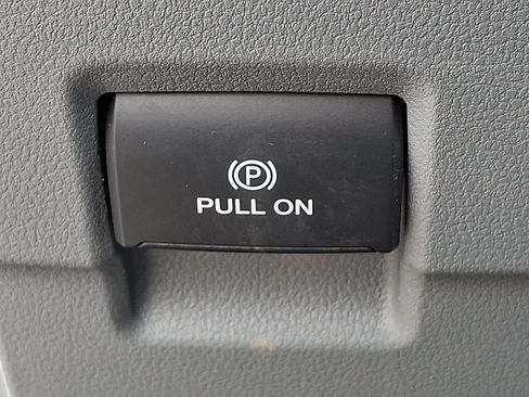 Used 2024 Ford F250 XLT AWD/4WD image 24