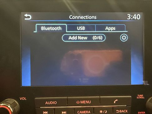 Used 2024 Nissan Frontier SL w/ Technology Package RWD image 16