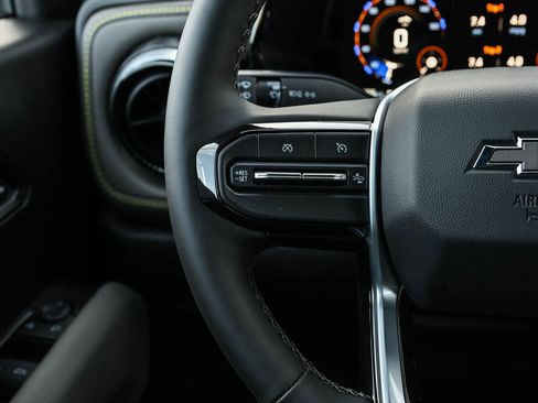 New 2026 Chevrolet Colorado ZR2 w/ Technology Package image 19