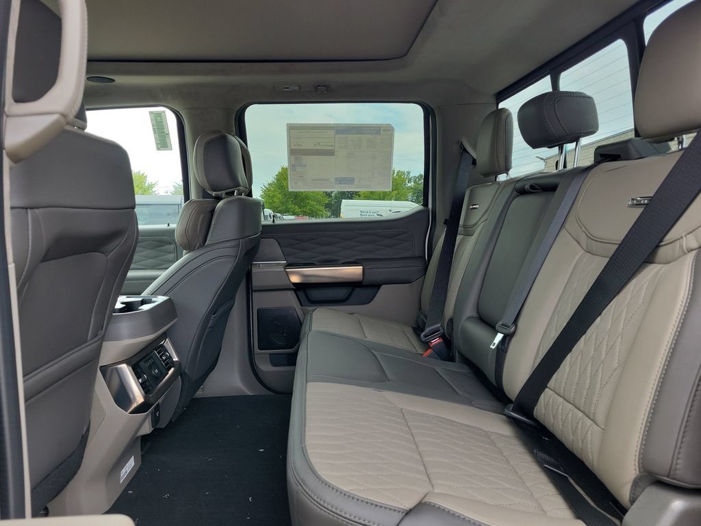 New 2026 Ford F350 Platinum w/ Platinum Plus Package AWD/4WD image 8