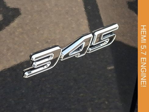 Used 2023 Dodge Challenger R/T RWD image 30
