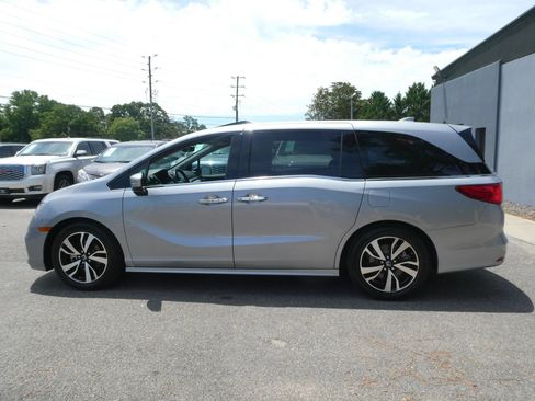 Used 2019 Honda Odyssey Elite image 9