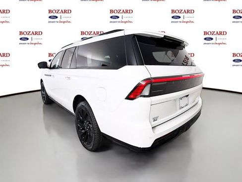 New 2026 Lincoln Navigator L Reserve w/ Jet Appearance Package AWD/4WD image 6