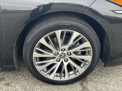 Used 2021 Lexus ES 350 w/ Premium Package image 10