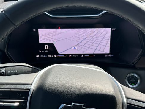 Used 2025 Chevrolet Colorado ZR2 w/ Technology Package image 29