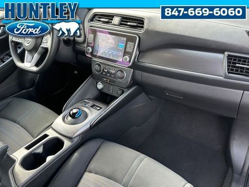 Used 2025 Nissan Leaf S image 10