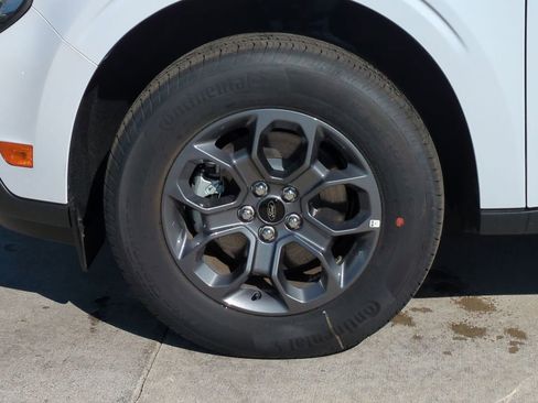 New 2025 Ford Maverick XLT w/ XLT Luxury Package image 11