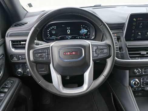 Used 2024 GMC Yukon SLT AWD/4WD image 34