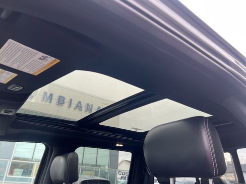 Used 2020 Ford F150 Lariat w/ Equipment Group 502A Luxury AWD/4WD image 28