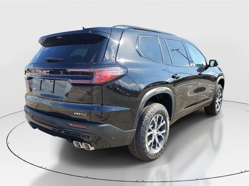New 2026 GMC Acadia AT4 w/ Luxury Package image 4
