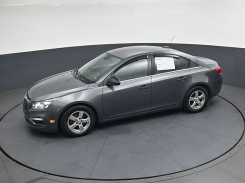 Used 2016 Chevrolet Cruze LT FWD image 36