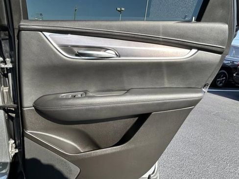 Used 2021 Cadillac XT5 Luxury image 23