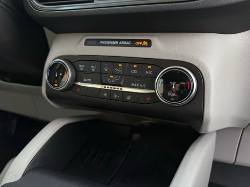 Used 2023 Ford Escape Active w/ Cold Weather Package image 22