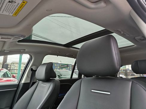 New 2026 Hyundai Ioniq 9 Limited image 17