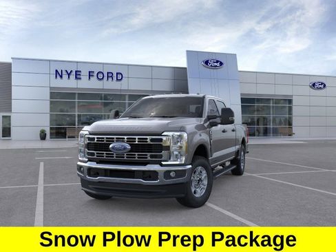 New 2026 Ford F250 XLT image 3