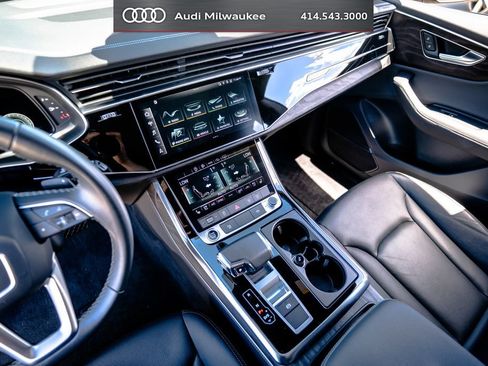 Used 2023 Audi Q8 Premium Plus w/ Premium Plus Package AWD/4WD image 24