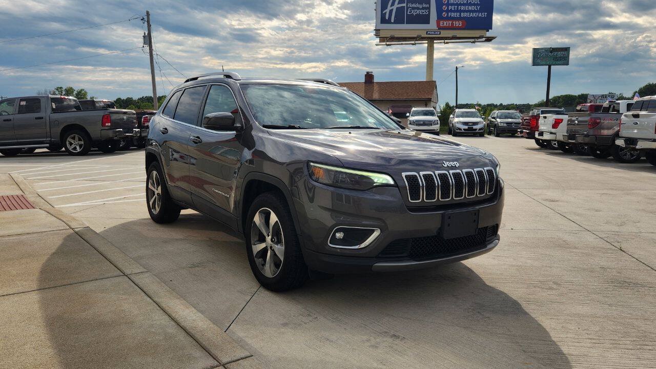 Used 2019 Jeep Cherokee Limited AWD/4WD image 8