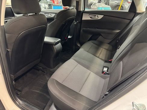 Used 2023 Kia Forte LXS image 15
