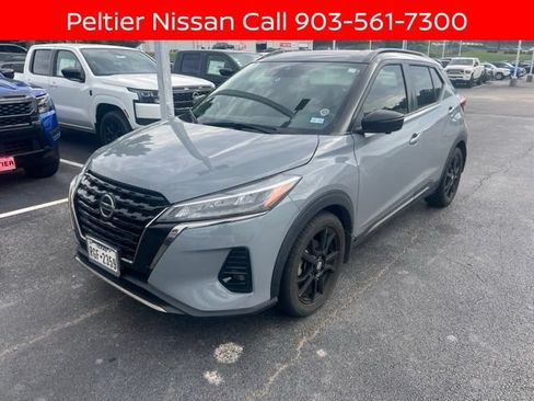 Certified 2021 Nissan Kicks SR FWD image 6