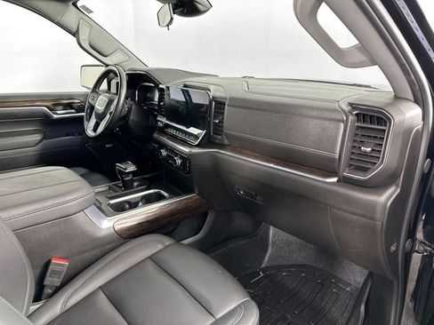 Used 2024 GMC Sierra 1500 Elevation w/ Elevation Premium Package AWD/4WD image 31