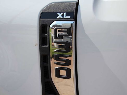 New 2026 Ford F350 XL w/ XL Chrome Package image 7