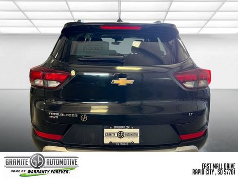 Used 2025 Chevrolet TrailBlazer LT AWD/4WD image 5