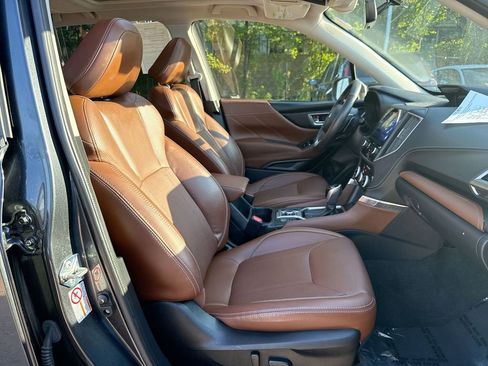 Used 2019 Subaru Forester Touring AWD/4WD image 25