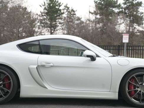 Used 2016 Porsche Cayman GT4 image 28