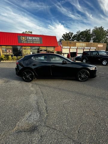 Used 2024 MAZDA MAZDA3 s FWD image 4