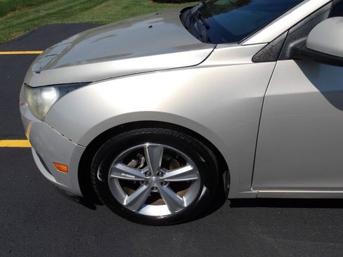 Used 2012 Chevrolet Cruze LT FWD image 30