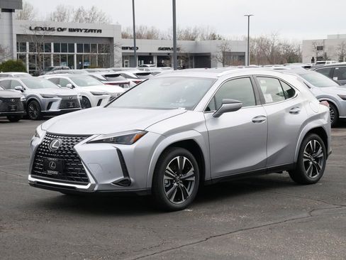 New 2026 Lexus UX 300h AWD image 2