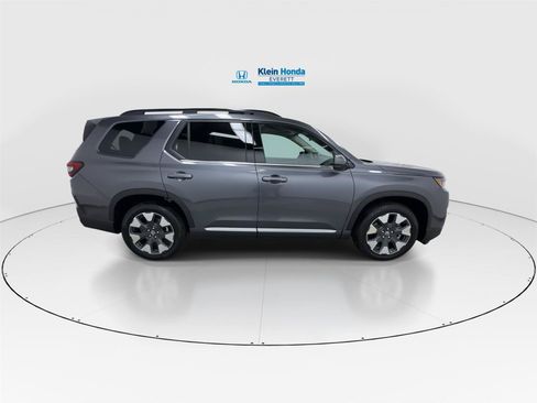 New 2026 Honda Pilot Elite image 3