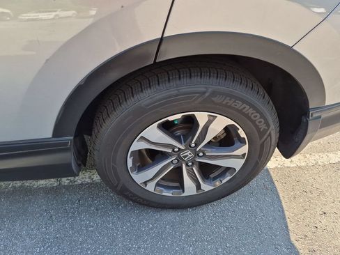Used 2018 Honda CR-V LX image 5