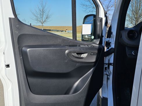 New 2025 Mercedes-Benz Sprinter 2500 image 14