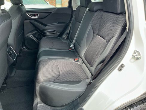 Used 2023 Subaru Forester Premium AWD/4WD image 14