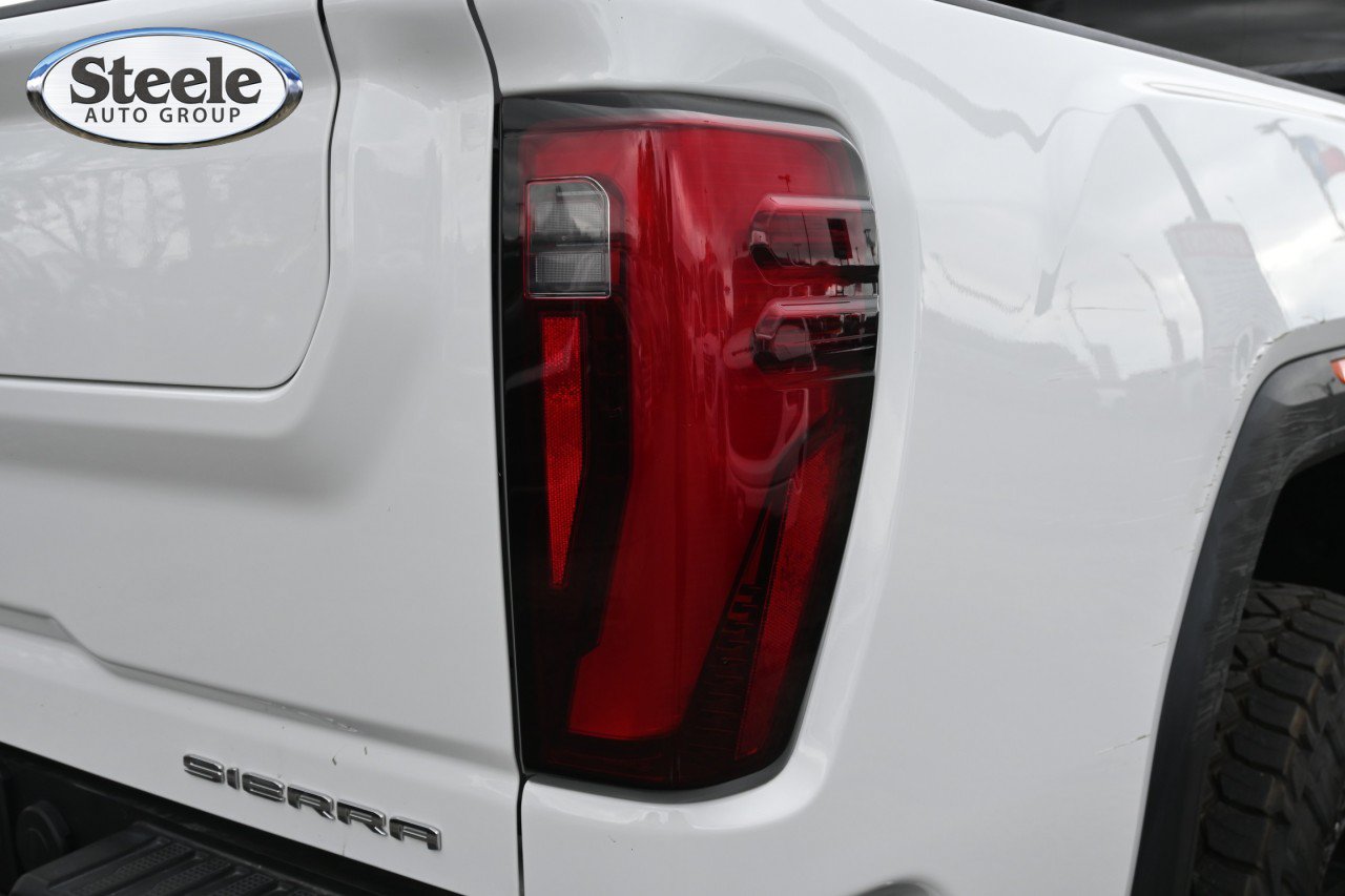 Used 2025 GMC Sierra 2500 Denali w/ Technology Package AWD/4WD image 21