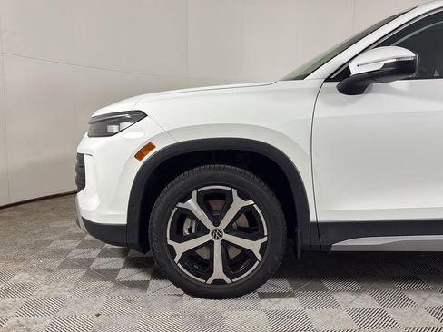 New 2026 Volkswagen Tiguan SE AWD/4WD image 8