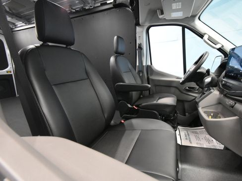 New 2026 Ford Transit 250 148 Medium Roof w/ Load Area Protection Package image 17